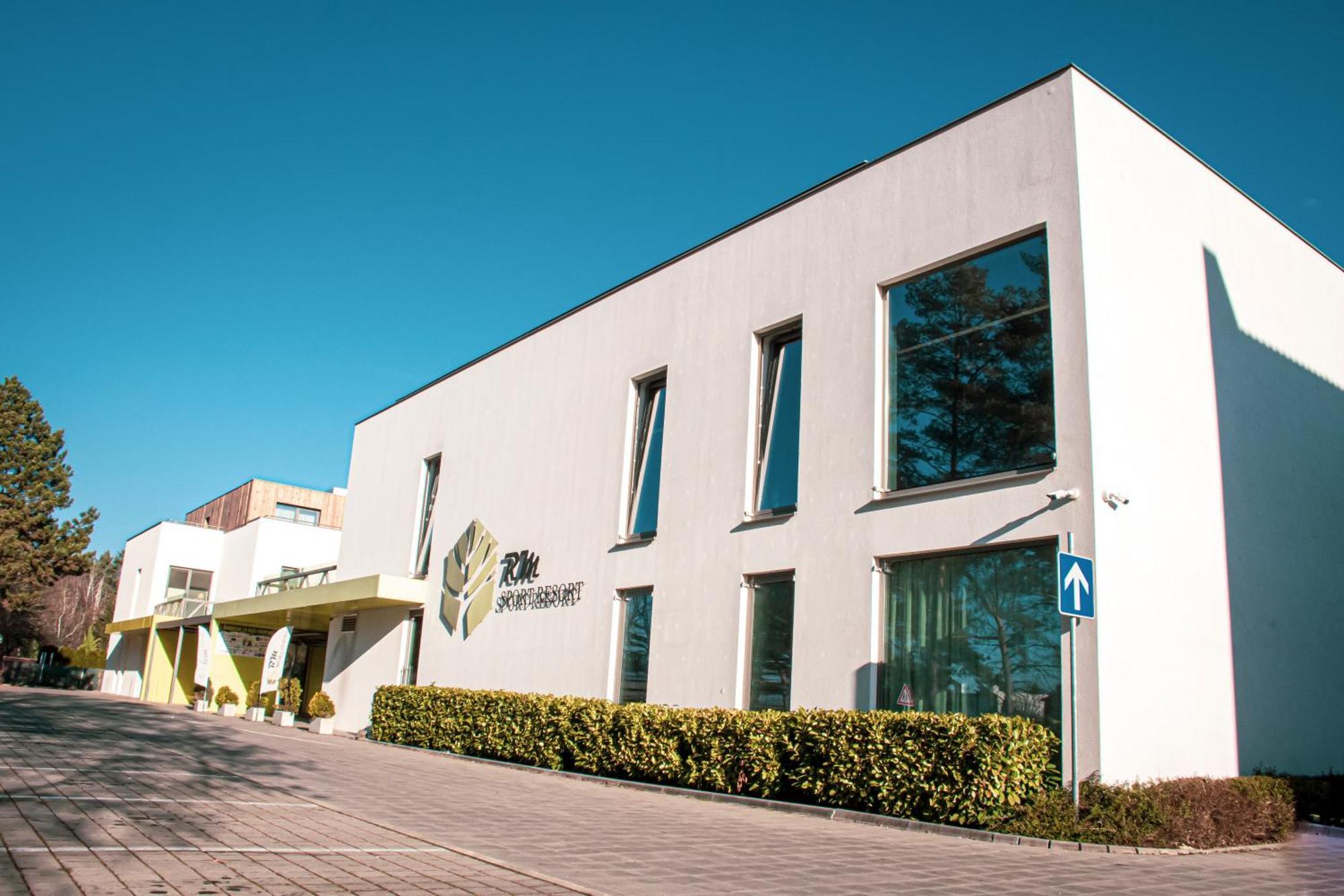 Rm Hotel Wellness & Congress Prievidza Exteriér fotografie