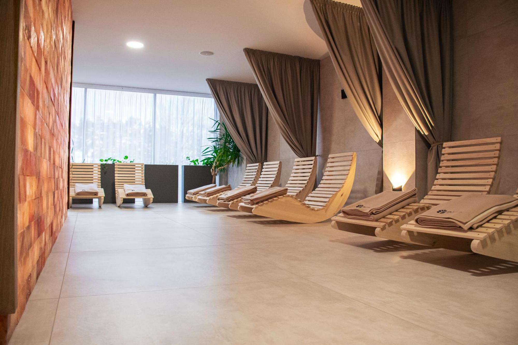 Rm Hotel Wellness & Congress Prievidza Exteriér fotografie