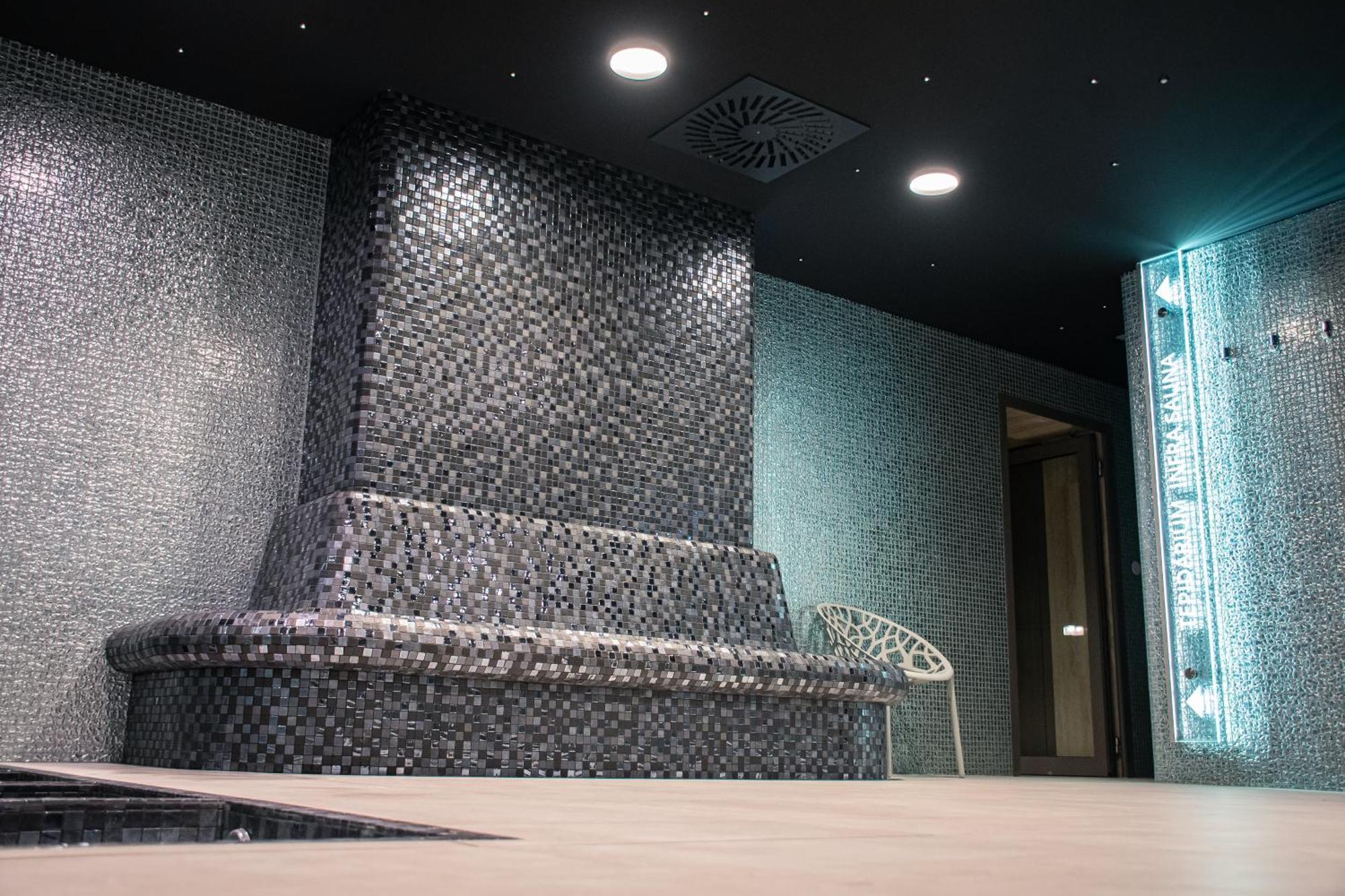 Rm Hotel Wellness & Congress Prievidza Exteriér fotografie