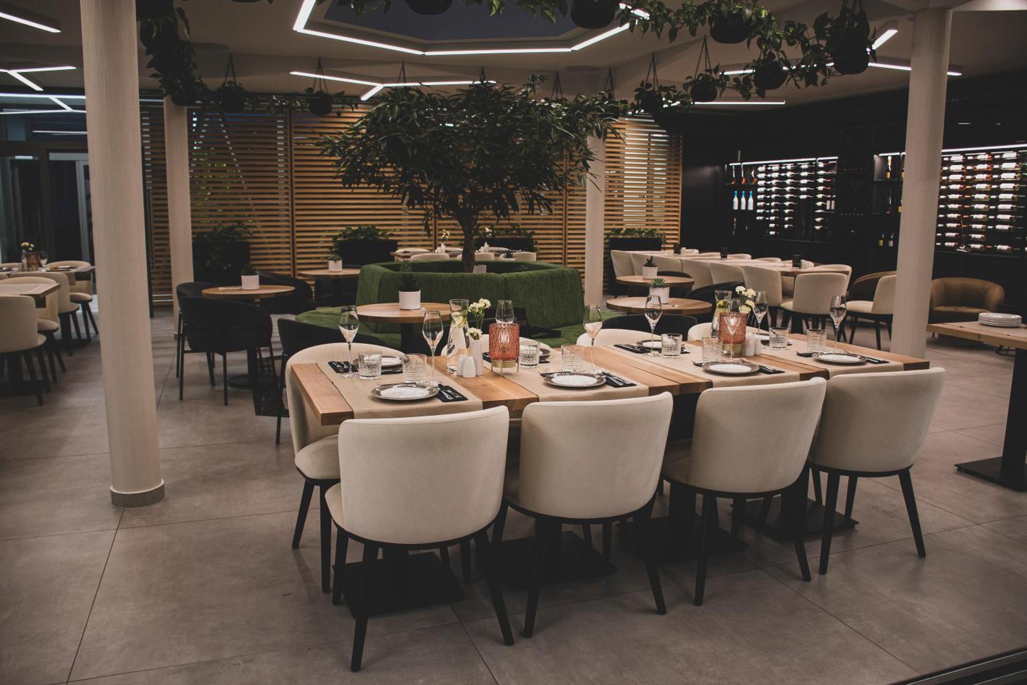 Rm Hotel Wellness & Congress Prievidza Exteriér fotografie