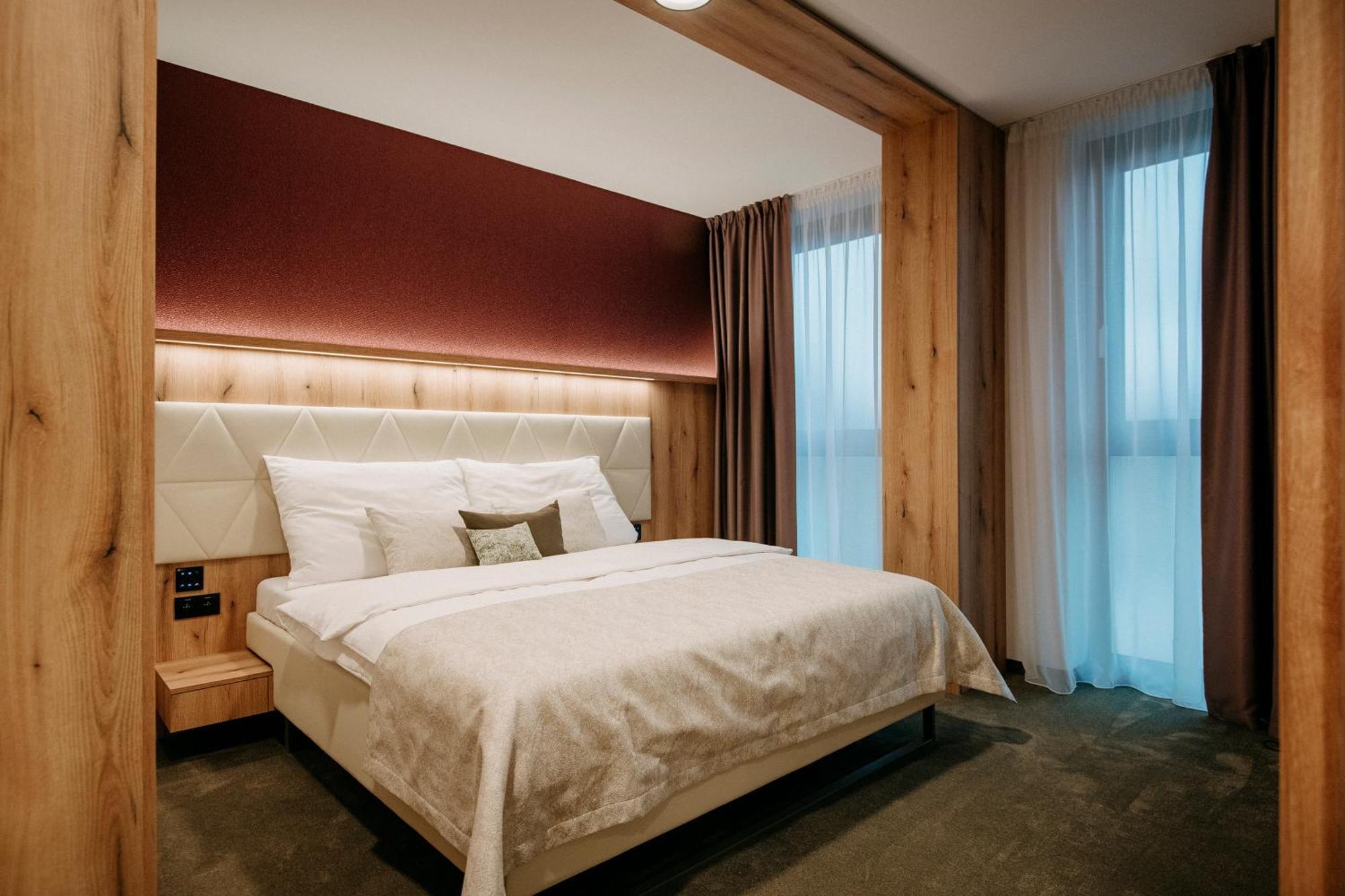 Rm Hotel Wellness & Congress Prievidza Exteriér fotografie